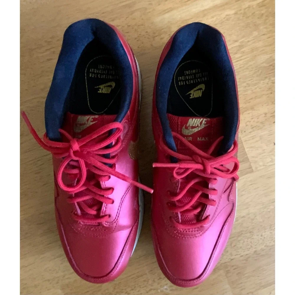 Nike Air Max 1 University Red Metallic Gold Sequin Women's‎ Sneakers Size 8 US